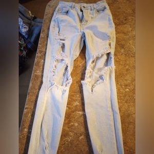 Skinny ripped jeans